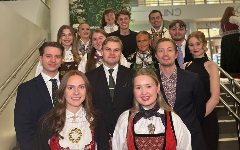 53364678142_674ae1725b_o_pe