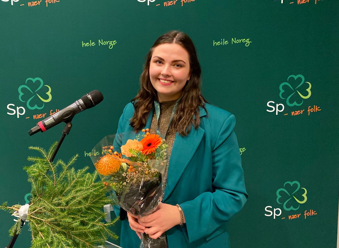 Pressemelding: Andrine Hanssen-Seppola (19 år) er Senterungdommens nye leder